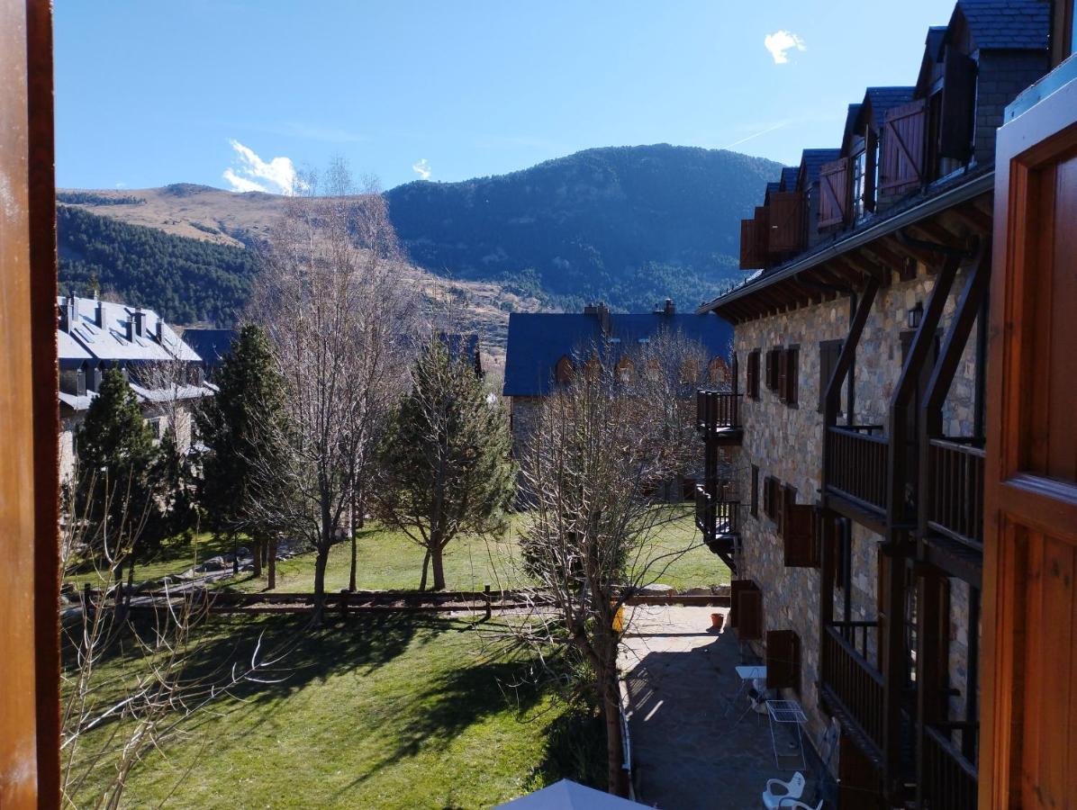Esqui, Aigueestortes Y Boi-Tauell A Tus Pies En Ebrehogar Pla de l'Ermita Dış mekan fotoğraf