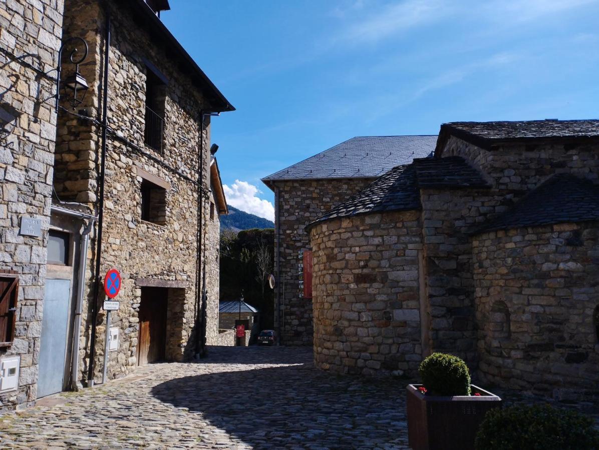 Esqui, Aigueestortes Y Boi-Tauell A Tus Pies En Ebrehogar Pla de l'Ermita Dış mekan fotoğraf